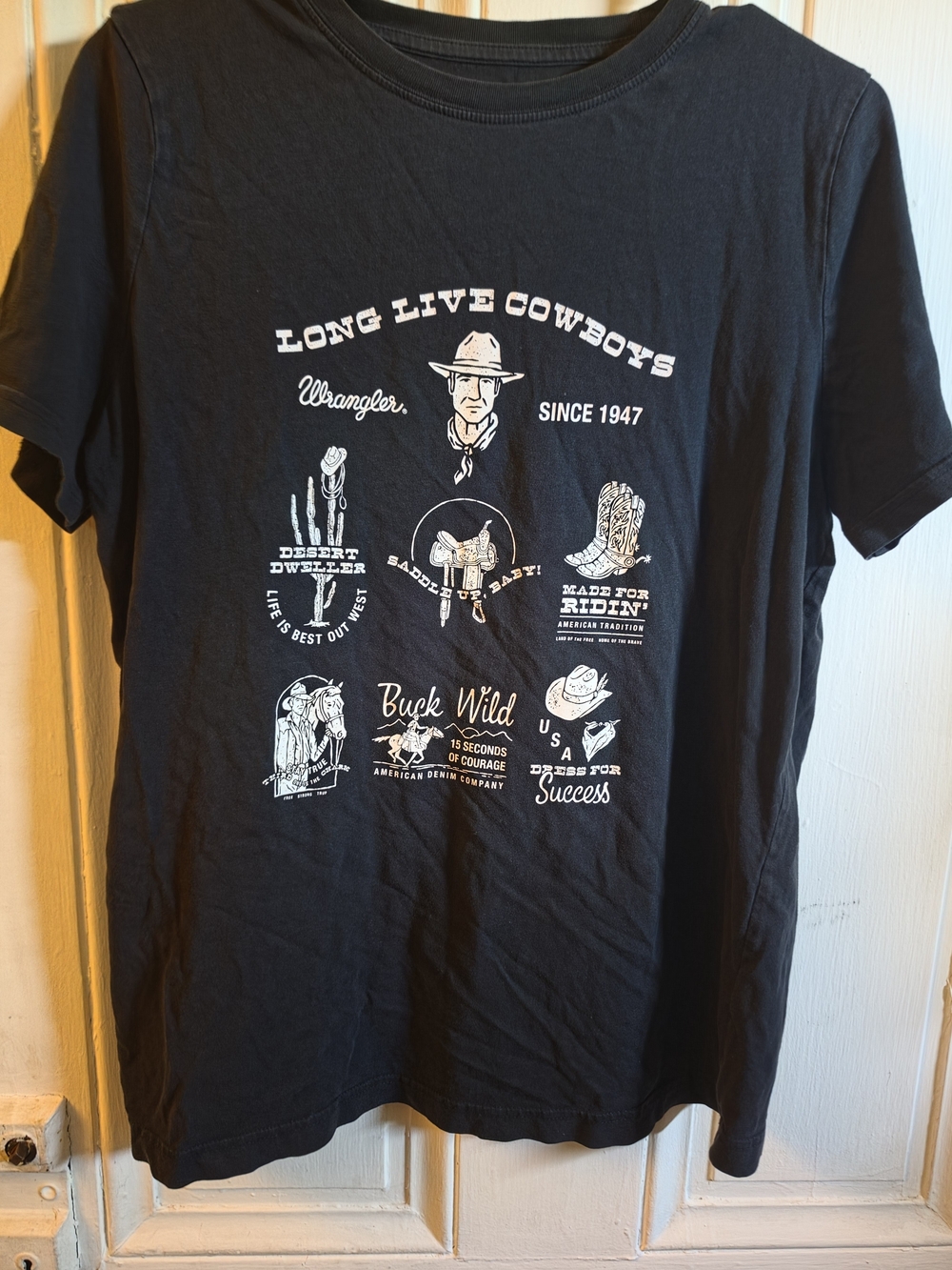 Wrangler Black Short-Sleeve 'Long Live Cowboys' Graphic Tee